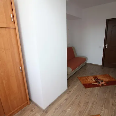 Tineretului One
